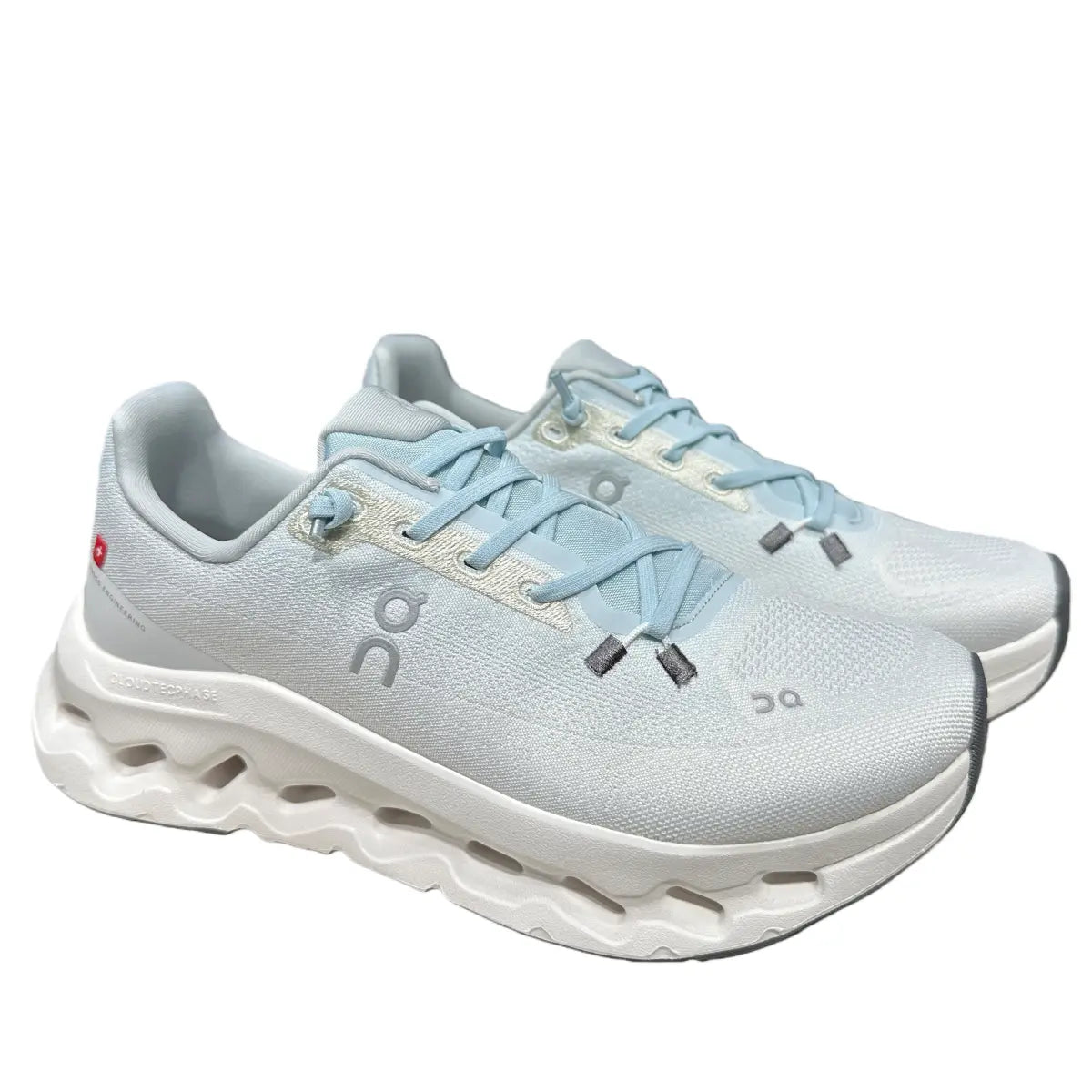 Cloudtilt Ice Blue
