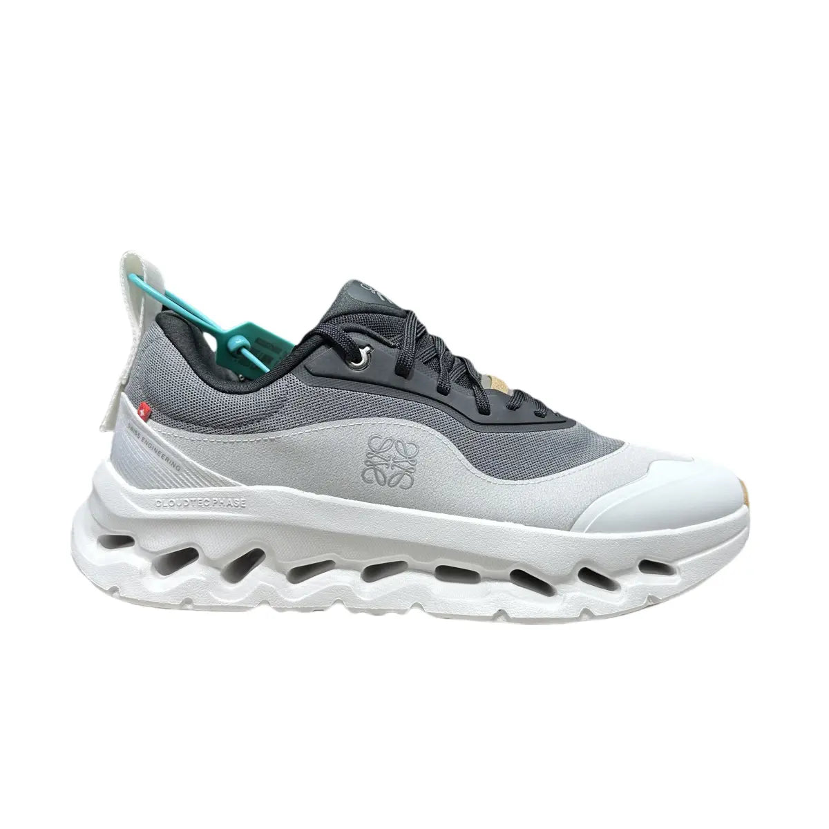 LOEWE x On Cloudtilt 2.0 Black & White